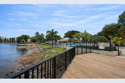 115 Lake Emerald Drive #210, Oakland Park, FL 33309 - Photo 31