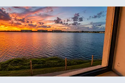 115 Lake Emerald Drive #210, Oakland Park, FL 33309 - Photo 17