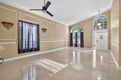 243 Wedgewood Circle, Greenacres, FL 33463 - Photo 5