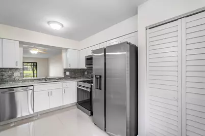 7290 Kinghurst Drive #106, Delray Beach, FL 33446 - Photo 15