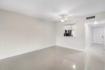 7290 Kinghurst Drive #106, Delray Beach, FL 33446 - Photo 11