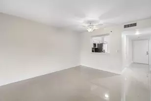 7290 Kinghurst Dr, Delray Beach, FL 33446 - Photo 11