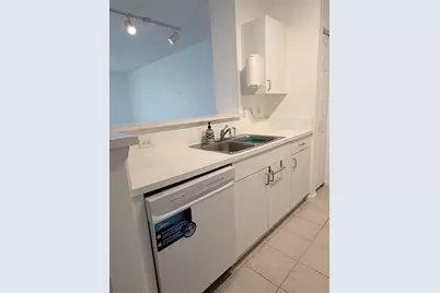 630 S Sapodilla Avenue #323, West Palm Beach, FL 33401 - Photo 5