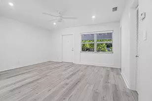 2060 NE 1st St, Deerfield Beach, FL 33441 - Photo 11