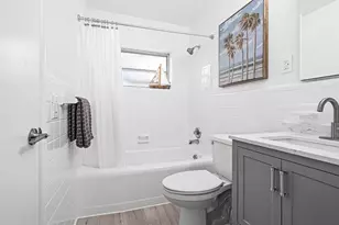 2060 NE 1st St, Deerfield Beach, FL 33441 - Photo 15