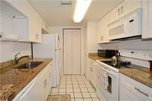 9901 Westview Dr, Coral Springs, FL 33076 - Photo 3