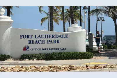 625 Antioch Avenue #302, Fort Lauderdale, FL 33304 - Photo 1