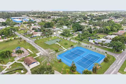 1127 NW 9th Street, Boynton Beach, FL 33426 - Photo 41