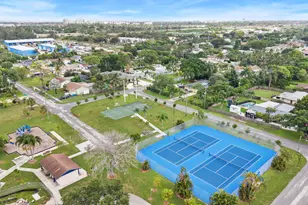 1127 NW 9th St, Boynton Beach, FL 33426 - Photo 41