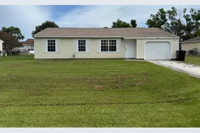 2831 SE Leigh Avenue, Port Saint Lucie, FL 34952 - Photo 1