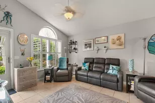 1201 NW Lombardy Dr, Port Saint Lucie, FL 34986 - Photo 7