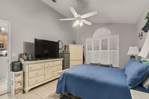 1201 NW Lombardy Dr, Port Saint Lucie, FL 34986 - Photo 15