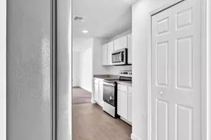 2518 SW Savage Blvd, Port Saint Lucie, FL 34953 - Photo 21