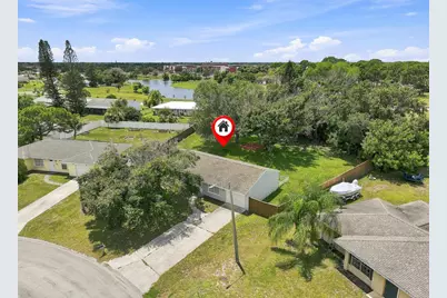 484 SW Eastport Circle, Port Saint Lucie, FL 34953 - Photo 33