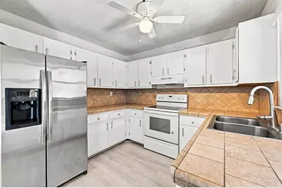 4408 NW 4th Avenue, Deerfield Beach, FL 33064 - Photo 3