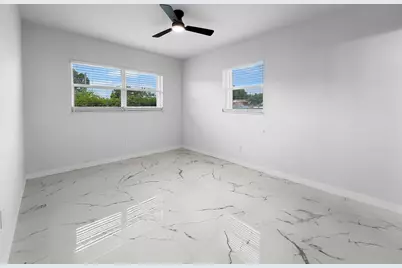 2030 NE 1st Lane, Boynton Beach, FL 33435 - Photo 13