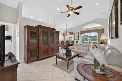 382 NW Springview Loop, Port Saint Lucie, FL 34986 - Photo 5