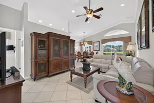 382 NW Springview Loop, Port Saint Lucie, FL 34986 - Photo 5