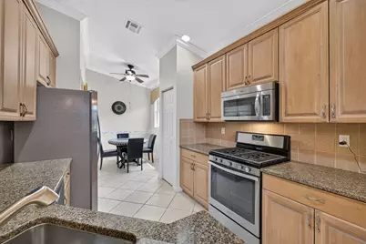 382 NW Springview Loop, Port Saint Lucie, FL 34986 - Photo 13