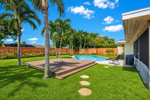 3854 Buttercup Cir S, Palm Beach Gardens, FL 33410 - Photo 37