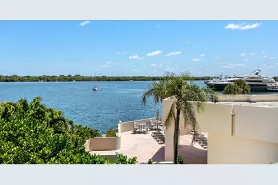 130 Lakeshore Drive #322, North Palm Beach, FL 33408 - Photo 3