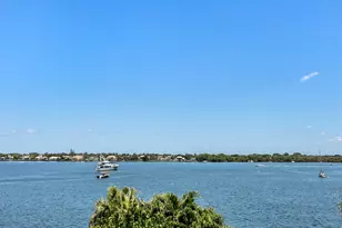 130 Lakeshore Dr, North Palm Beach, FL 33408 - Photo 5