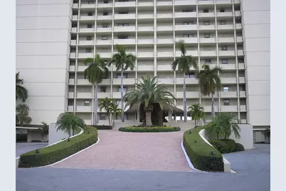 130 Lakeshore Drive #322, North Palm Beach, FL 33408 - Photo 1