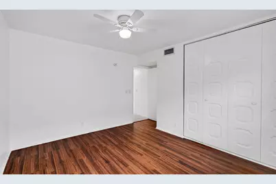 500 SW 2nd Avenue #211, Boca Raton, FL 33432 - Photo 15