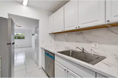 500 SW 2nd Avenue #211, Boca Raton, FL 33432 - Photo 5