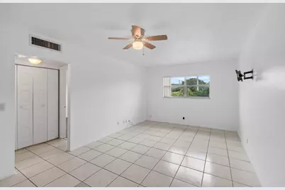500 SW 2nd Avenue #211, Boca Raton, FL 33432 - Photo 9