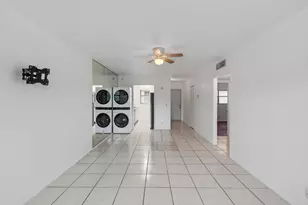 500 SW 2nd Ave, Boca Raton, FL 33432 - Photo 1