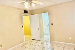 9718 S Belfort Cir, Tamarac, FL 33321 - Photo 9