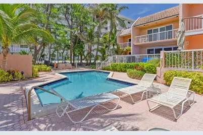 1172 Hillsboro Mile #2-4, Hillsboro Beach, FL 33062 - Photo 9