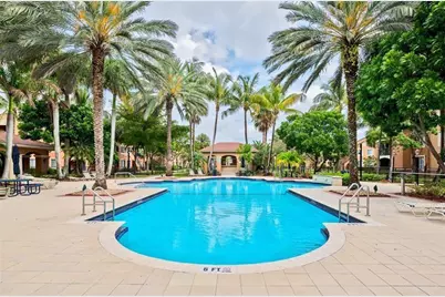 8020 N Nob Hill Road #206, Tamarac, FL 33321 - Photo 15