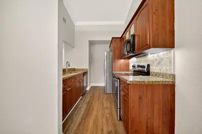 921 NW 122nd Terrace, Pembroke Pines, FL 33026 - Photo 17