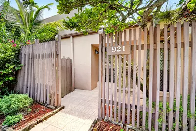 921 NW 122nd Terrace, Pembroke Pines, FL 33026 - Photo 41