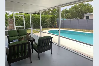 5813 NW 18th Court, Margate, FL 33063 - Photo 11