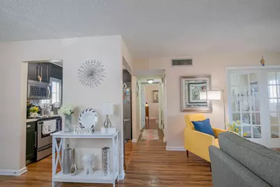715 Lori Drive #303, Palm Springs, FL 33461 - Photo 7
