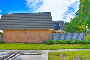 325 3rd Way, West Palm Beach, FL 33407 - Photo 1