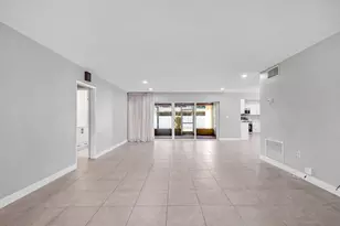 6760 SW 11th St, Pembroke Pines, FL 33023 - Photo 11