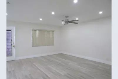 557 Burgundy L #557, Delray Beach, FL 33484 - Photo 3