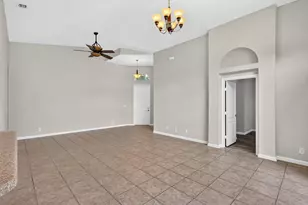 5614 Sunberry Cir, Fort Pierce, FL 34951 - Photo 9
