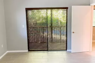 2550 SW 18th Terrace, Fort Lauderdale, FL 33315 - Photo 5