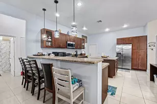 6112 NW Ginger Ln, Port Saint Lucie, FL 34986 - Photo 17