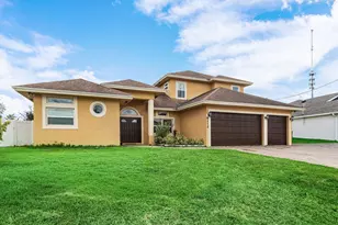 6112 NW Ginger Ln, Port Saint Lucie, FL 34986 - Photo 3