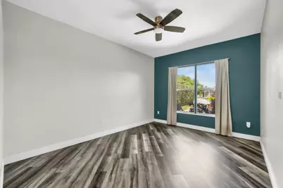 2325 NW 186th Avenue, Pembroke Pines, FL 33029 - Photo 23