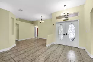 2325 NW 186th Ave, Pembroke Pines, FL 33029 - Photo 13