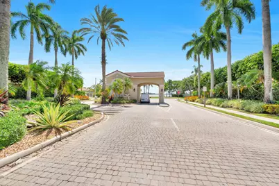 2325 NW 186th Avenue, Pembroke Pines, FL 33029 - Photo 41