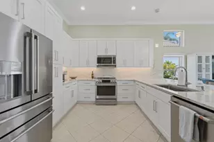 9841 Casa Mar Dr, Lake Worth, FL 33467 - Photo 5