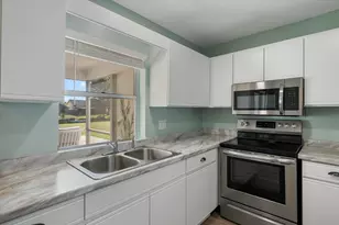 1494 Easthampton Cir, Wellington, FL 33414 - Photo 9